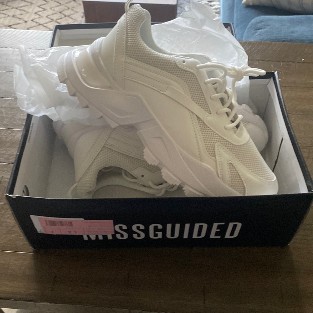 NWT Misguided Sneakers